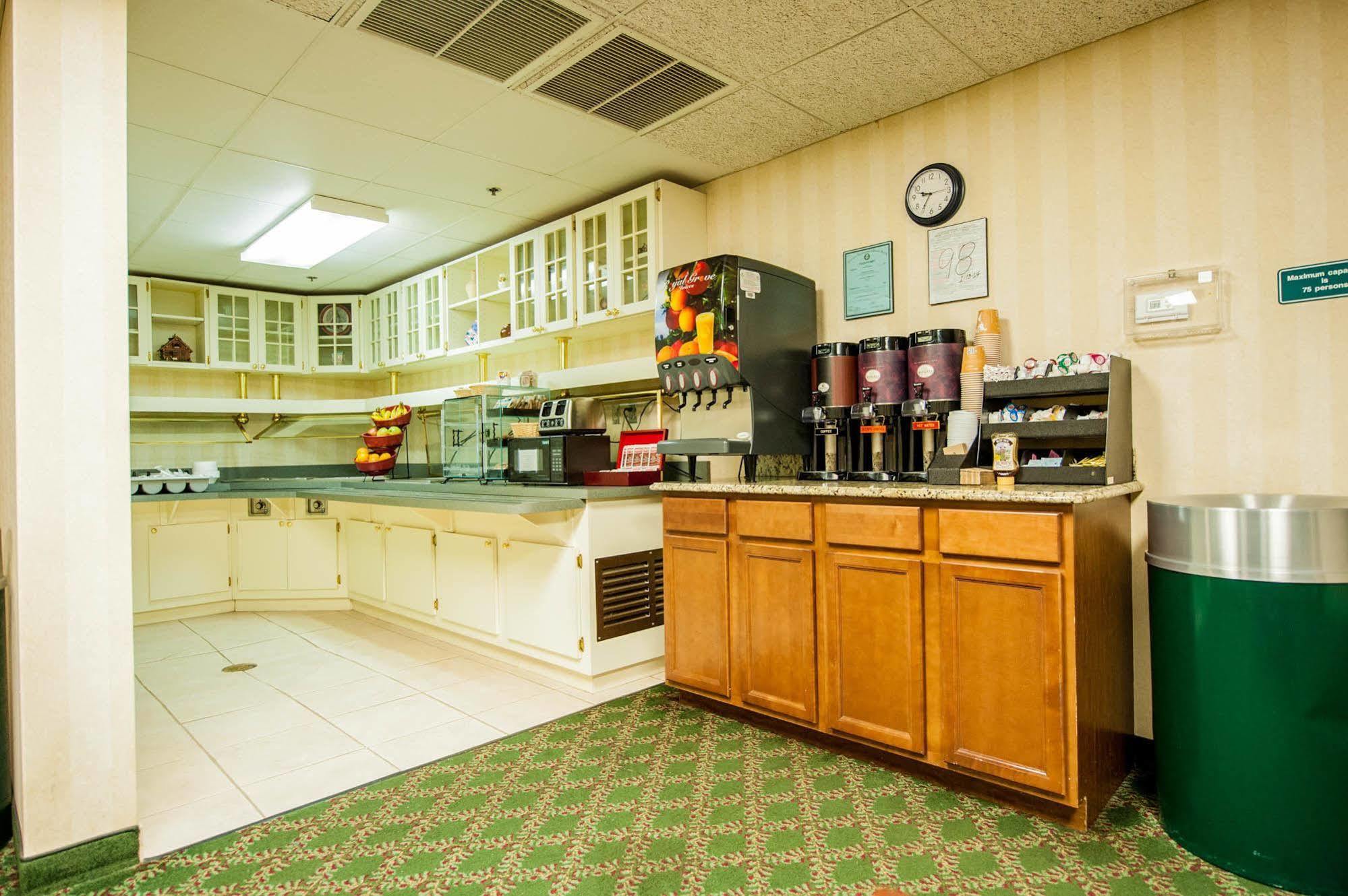 Greystone Inn & Suites Vance Dış mekan fotoğraf